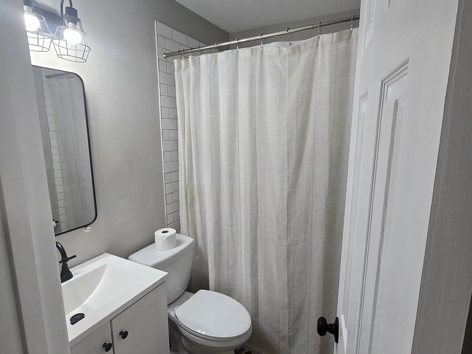 2 bed, 805 sqft, $1,450 — Photo 4