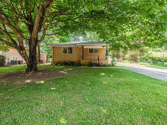 5th image of 119 Driftwood Pl Unit A