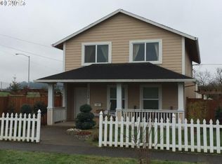 9348 SE Morrison St, Portland, OR