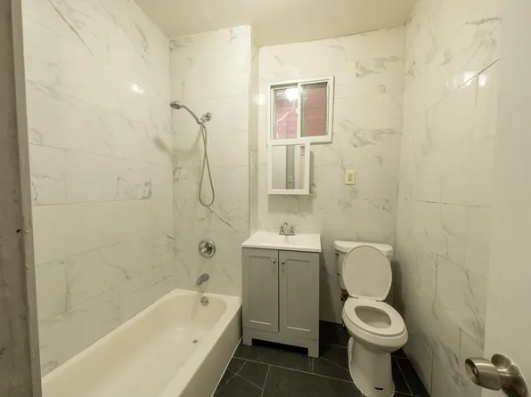 150 Van Nostrand Avenue image 14 of 16