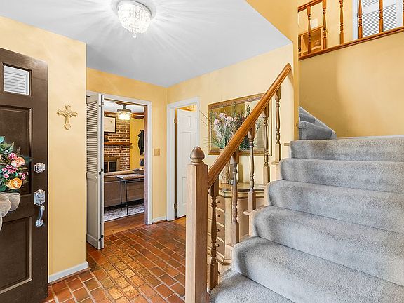 3rd image of 3749 Kayanne Ct