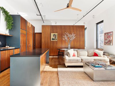 215 Bowery APT 4R, New York, NY, 10002