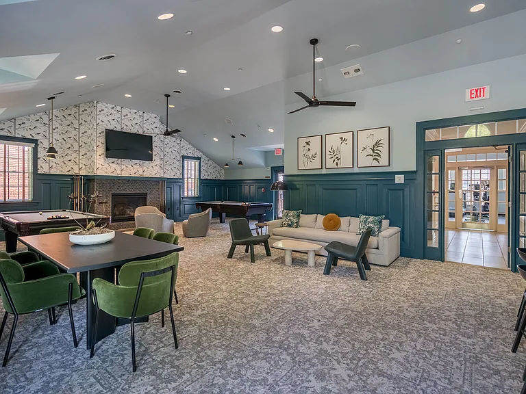 Malvern Manor Apartments — Photo 27