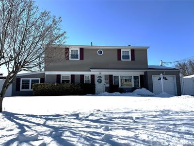 638 Saint George Avenue, North Babylon, NY, 11703
