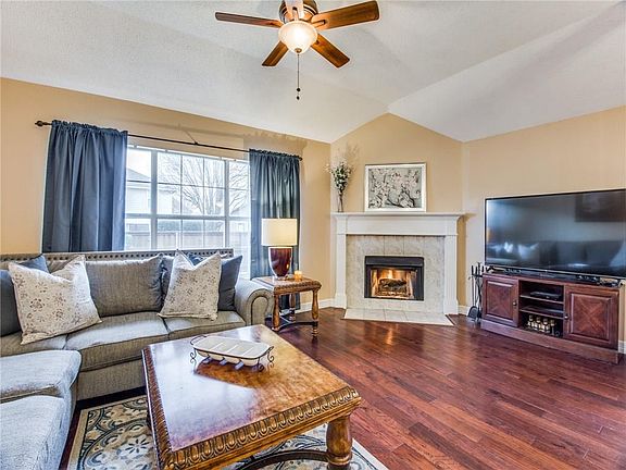 5th image of 5101 Vineyard Ln