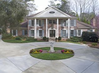 690 Weatherly Ln NW, Sandy Springs, GA 30328