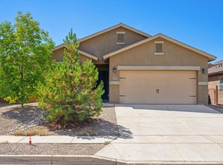 1719 Lark Dr NE, Rio Rancho, NM 87144
