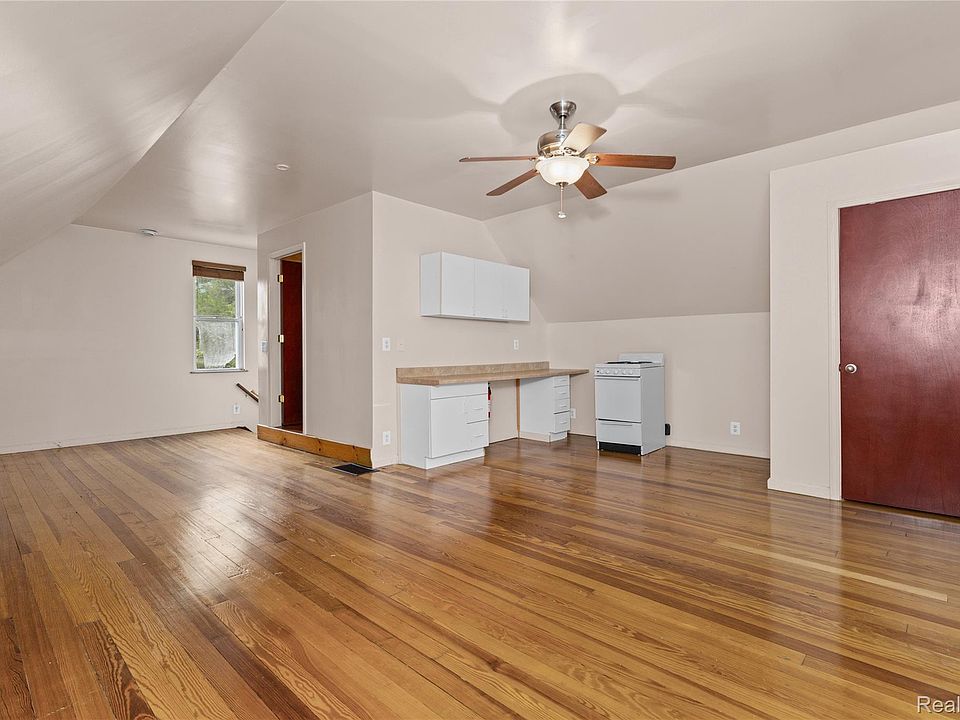 2128 10th St, photo 25