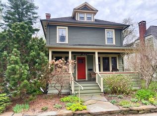 46 Ridgewood Ter, Northampton, MA 01060