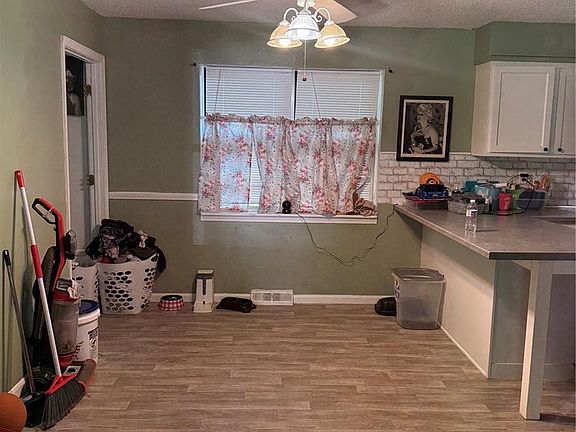 4th image of 602 N Louise Ave