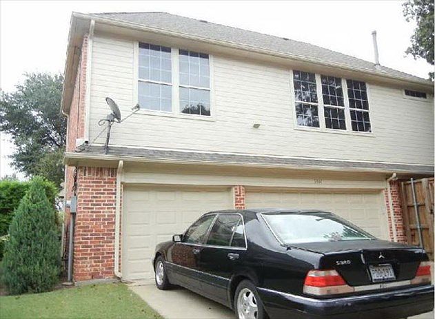 2nd image of 5940 Royal Palm Dr