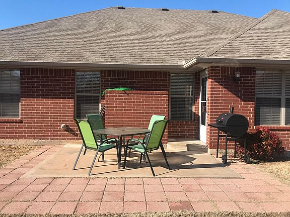 3rd image of 17404 Zinc Dr