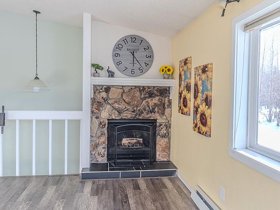 3rd image of 7141 Weimer Rd APT 10