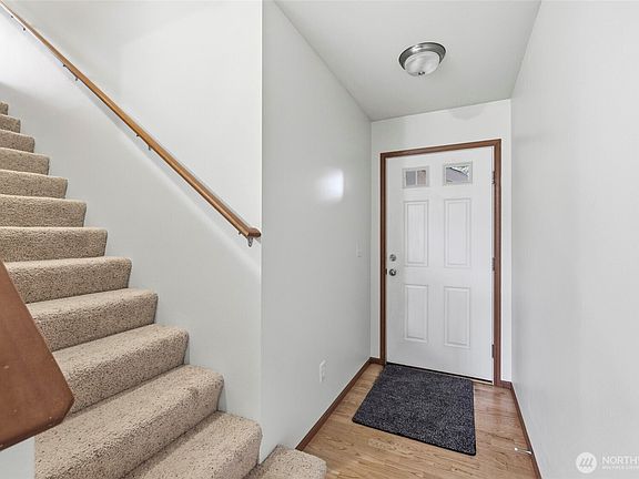 5th image of 557 Neff Circle