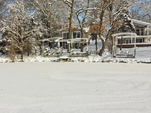 N7626 Pleasant Point CIRCLE, Elkhorn, WI 53121