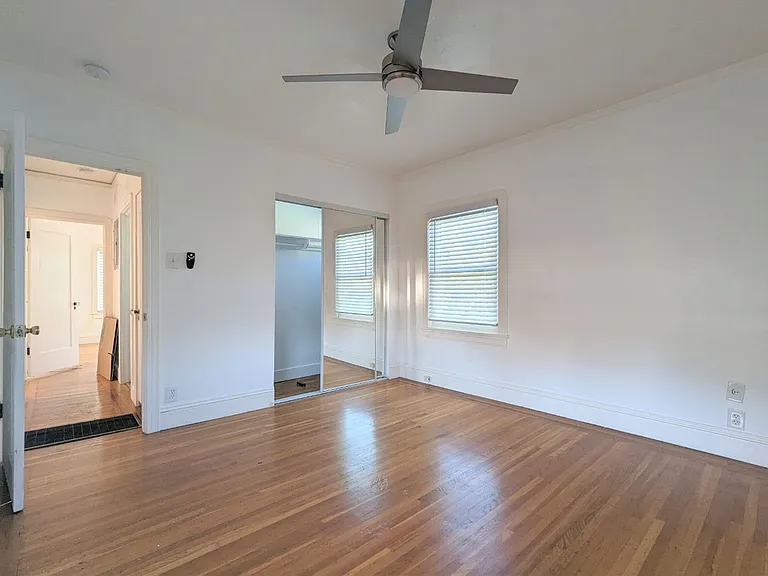 4736 Meldon Ave — Photo 9