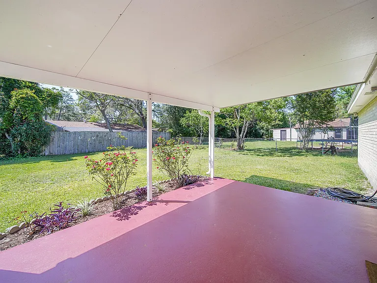5941 Leesway Blvd — Photo 4