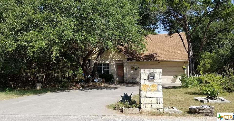 1st image of 22 Wood Glen Dr