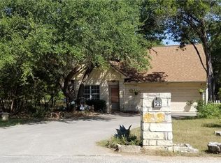 22 Wood Glen Dr, Wimberley, TX 78676
