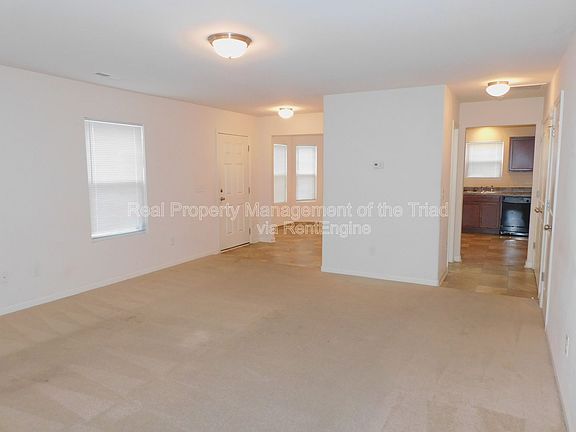 2nd image of 301 Hidden Timber Ln