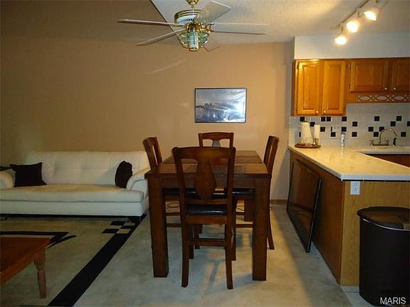 5th image of 13823 Amiot Dr APT C