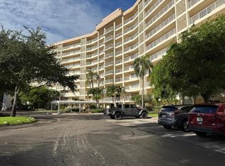 3507 Oaks Way APT 208, Pompano Beach, FL 33069