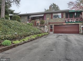 1141 Lebanon Rd, Manheim, PA 17545