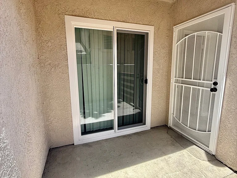 3348 Pasadena Ave #101 — Photo 18