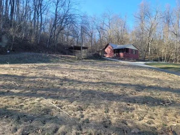 2635 County Road 18, South Pt, OH 45680