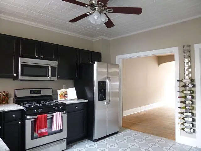 4 N Streeper St — Photo 1