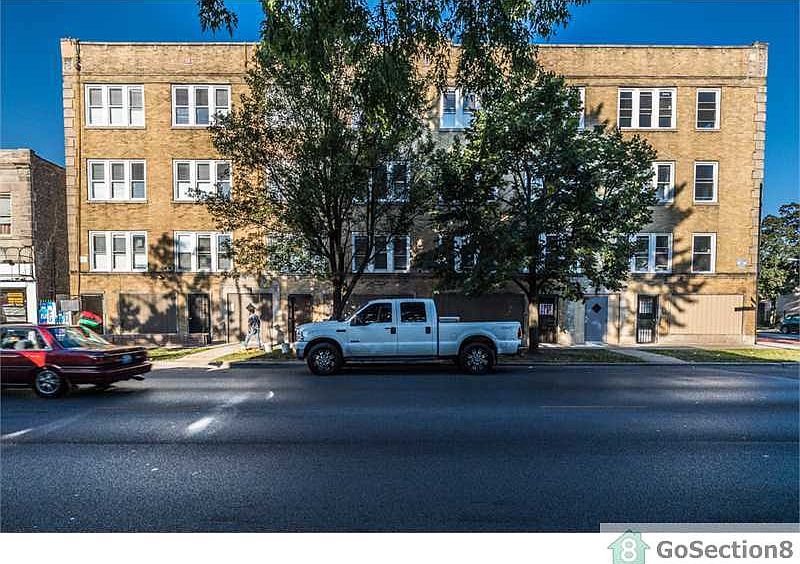 1st image of 400 S Laramie Ave