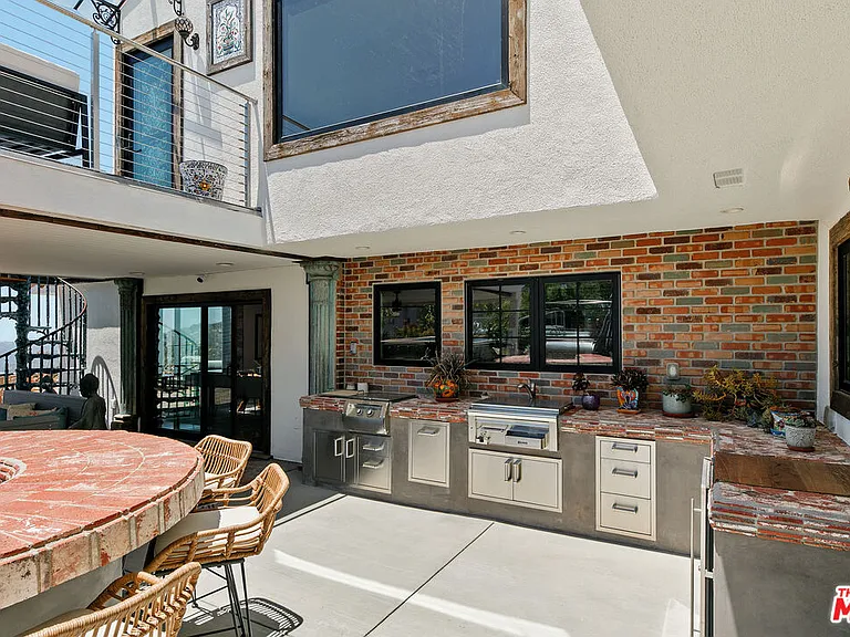 231 Loma Metisse Rd — Photo 25