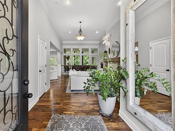 5th image of 4404 NE Georgian Dr