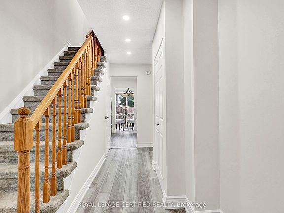 4th image of 302 College Ave W #21