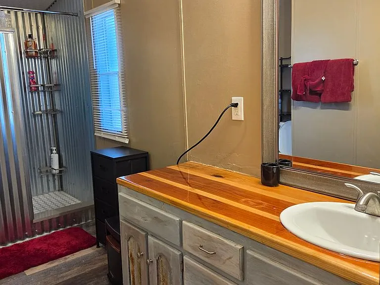 112 Pine Knot Trl — Photo 12