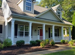 100 W Ridge Ct, Keswick, VA 22947