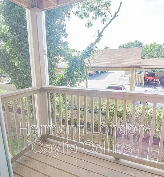 725 Ridgeside Dr #H — Photo 16