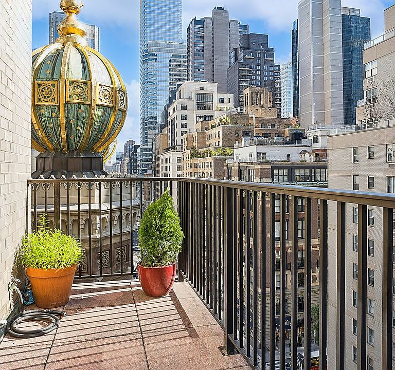 1st image of 135 E 54th St APT 11E