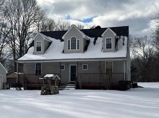 75 Gray St, Shelton, CT 06484