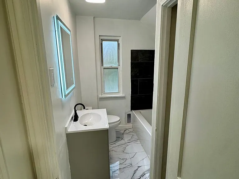 2432 Starkamp St — Photo 53