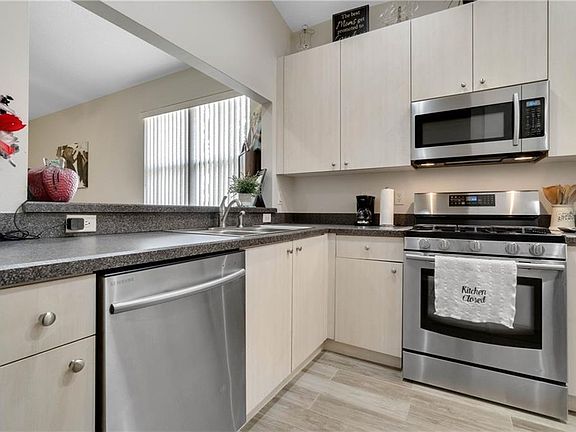 3rd image of 2977 Pinnacle Ct