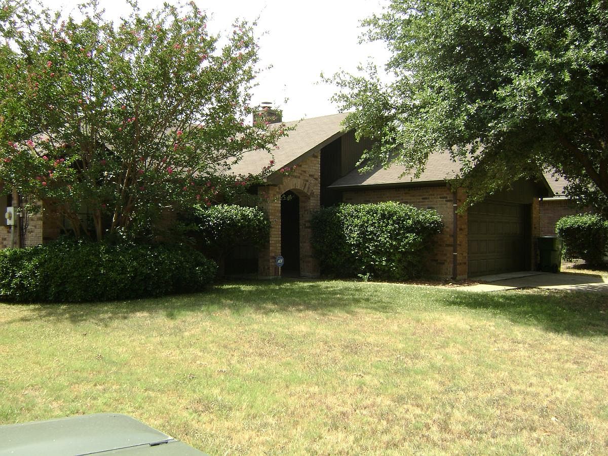 2125 McIntosh Dr, Garland, TX 75040 Zillow