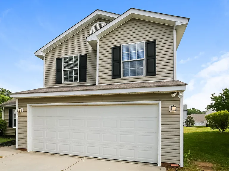 1405 Summer Coach Dr — Photo 4