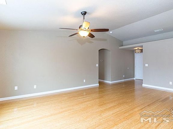 4th image of 502 Santiago Way