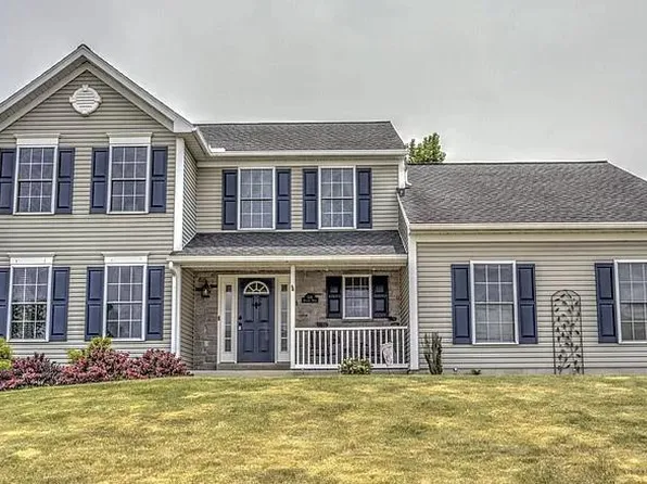 108 Dogwood Dr, Bernville, PA 19506