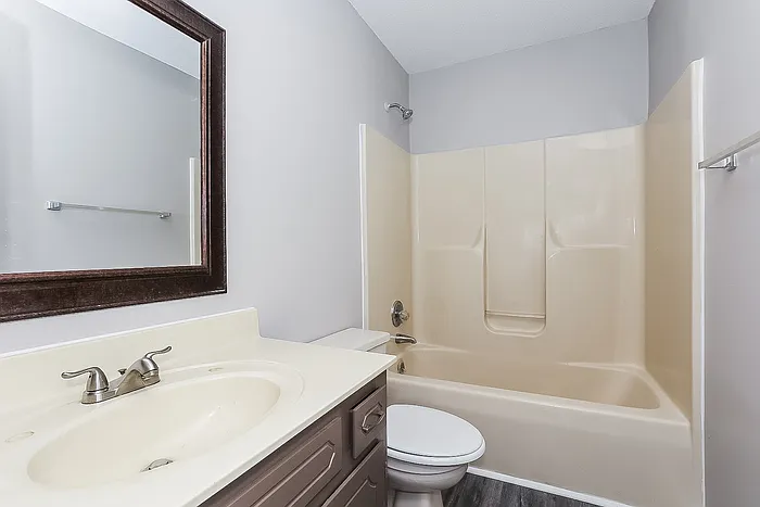 573 Brady Dr — Photo 9
