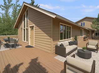 21224 Dove Ln, Bend, OR 97702