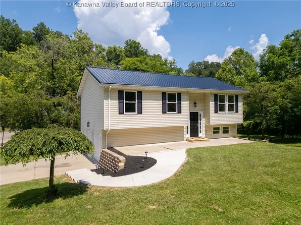 10 Parkwood Rd, Huntington, WV 25705