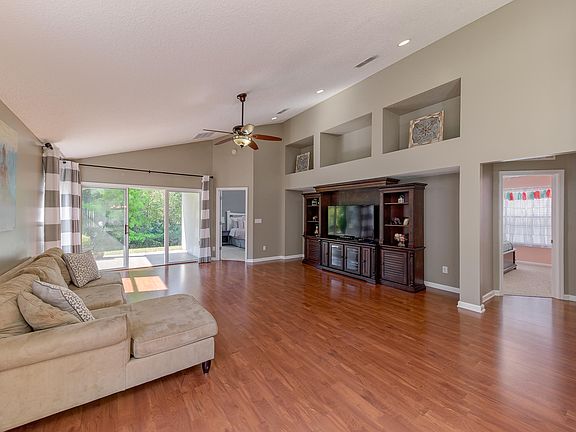 5th image of 5852 Wind Cave Ln