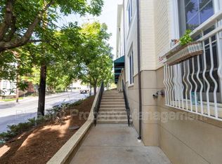 1001 Market St E APT 2, Charlottesville, VA 22902